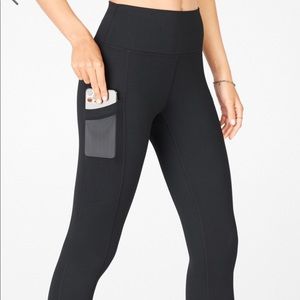 Fabletics Mila High-Waisted Capri Legging